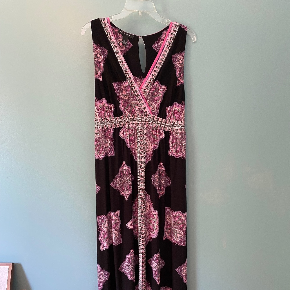 Black & Pink INC International Concepts Maxi Dress